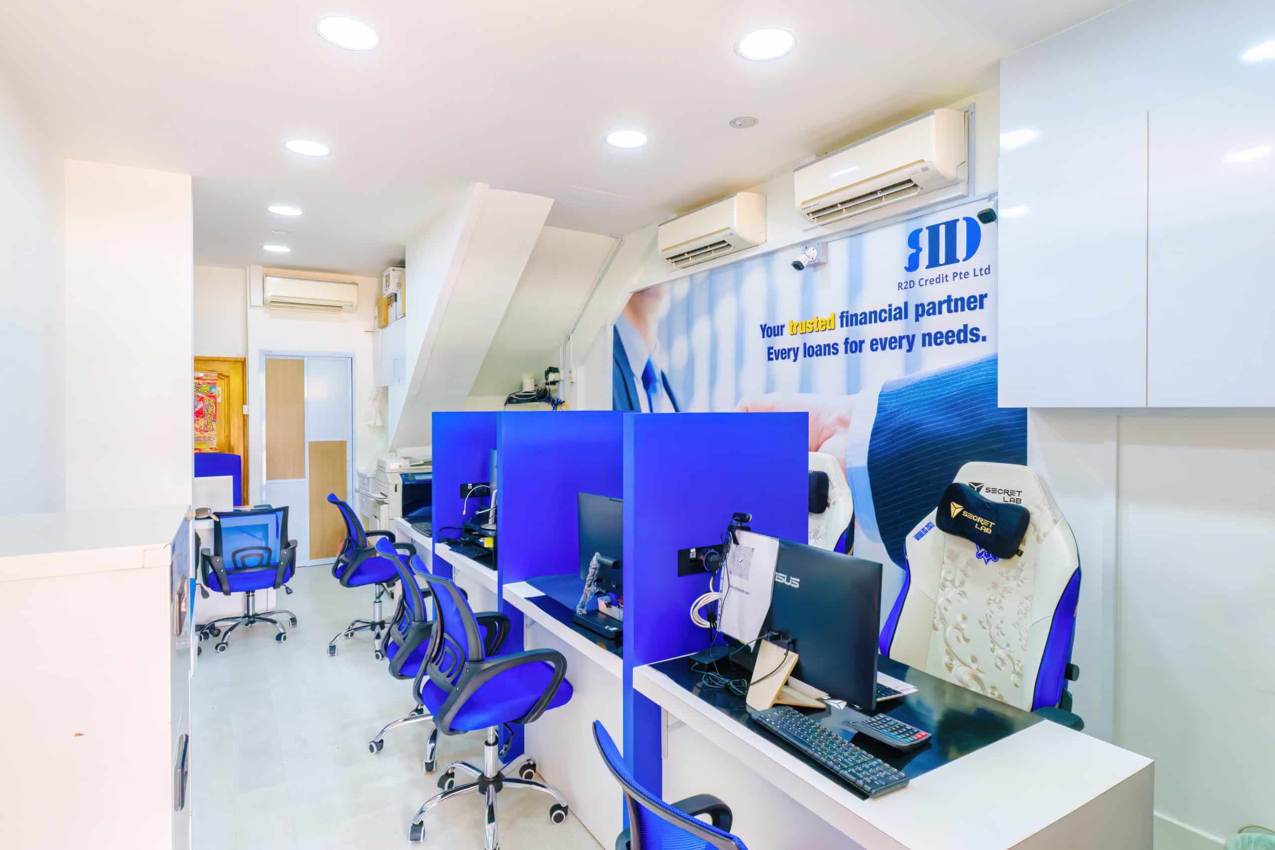 A shot of the pristine money lender office interior at R2D Credit