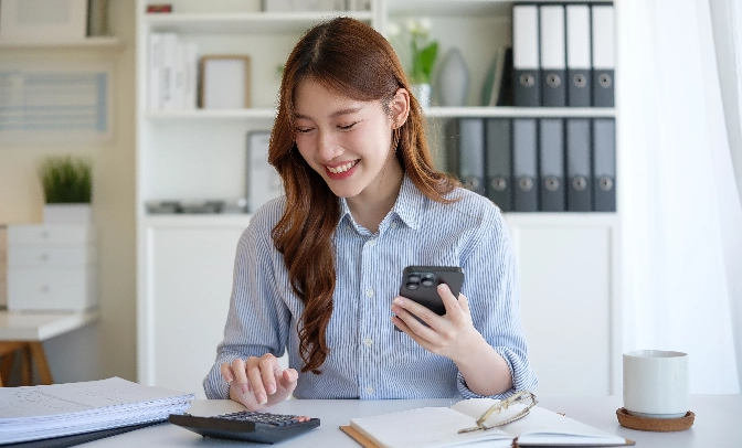 Do licensed money lenders penalise borrowers for making early repayments